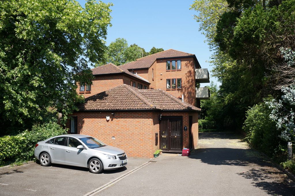Property photo 2 of 7