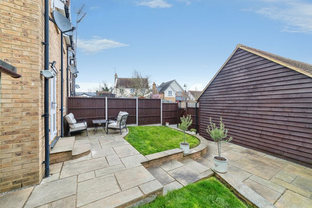 Property photo 2 of 14