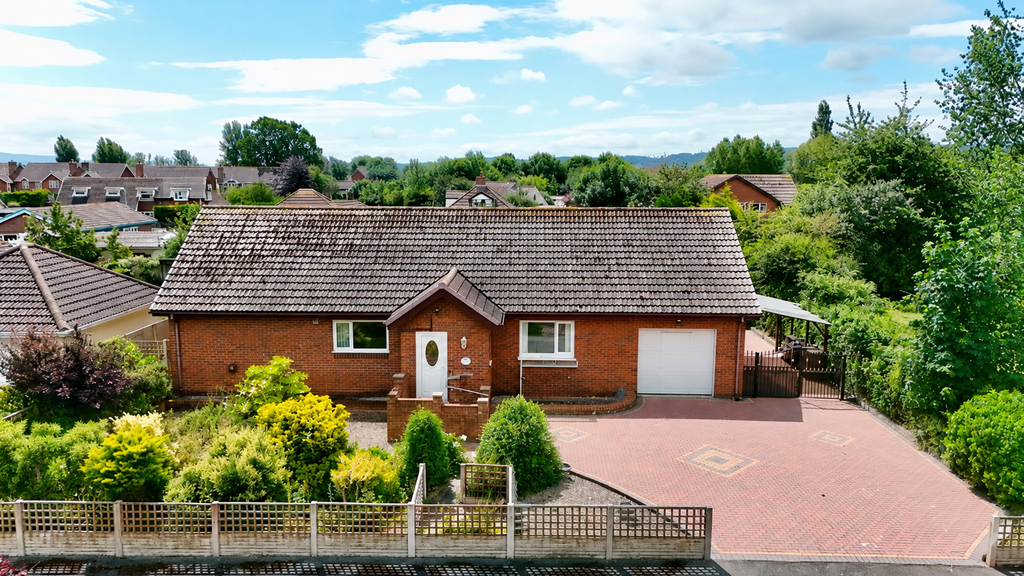 Property photo 1 of 28