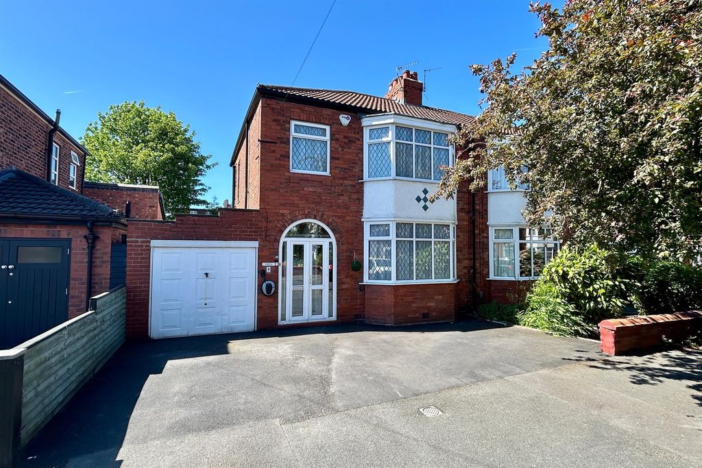 Property photo 1 of 22 (Main)