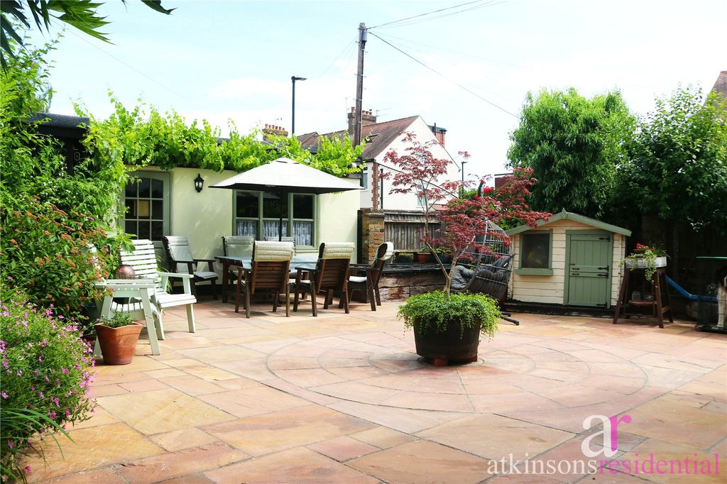 Property photo 3 of 22 Picture No. 98