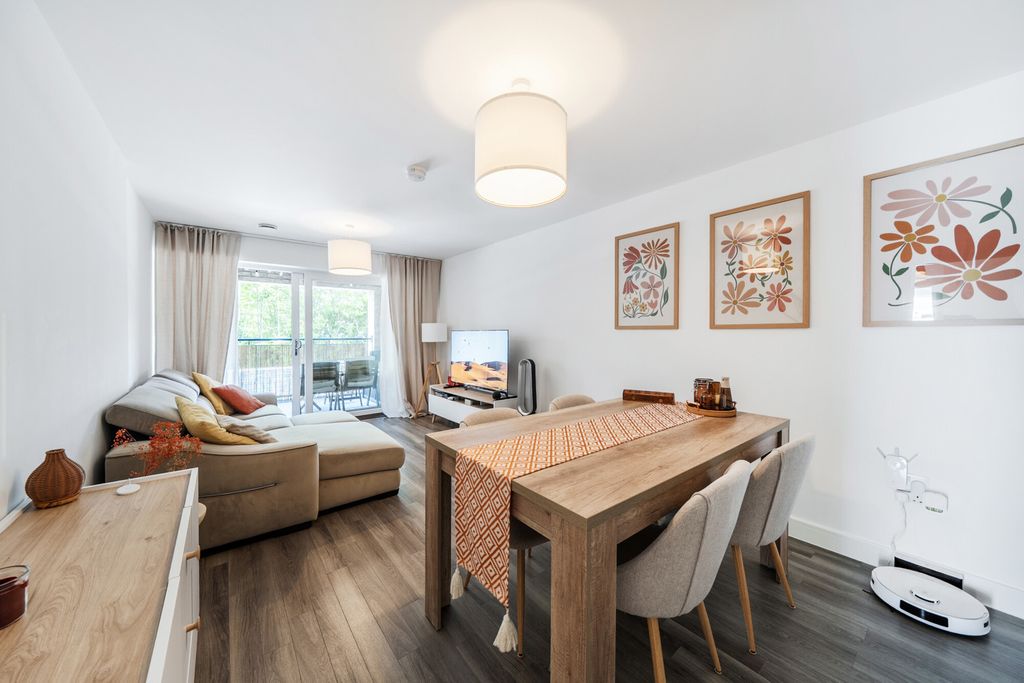 Property photo 2 of 20 1485183-1-6A47c5B...