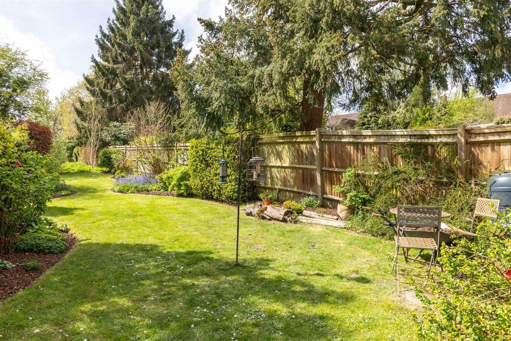 Property photo 3 of 22 26 Oathall Avenue-27.Jpg