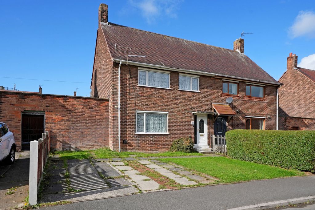 Property photo 1 of 18