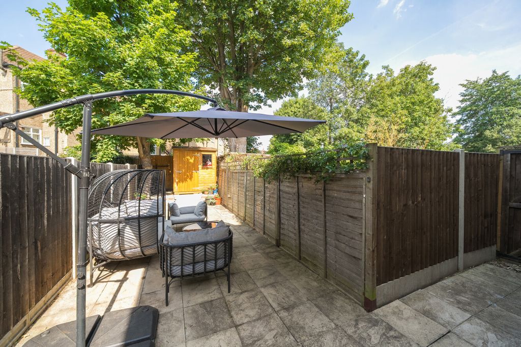 Property photo 2 of 14 1492324-6-6A4Fb22...