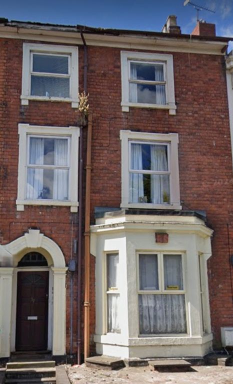 Property photo 1 of 6