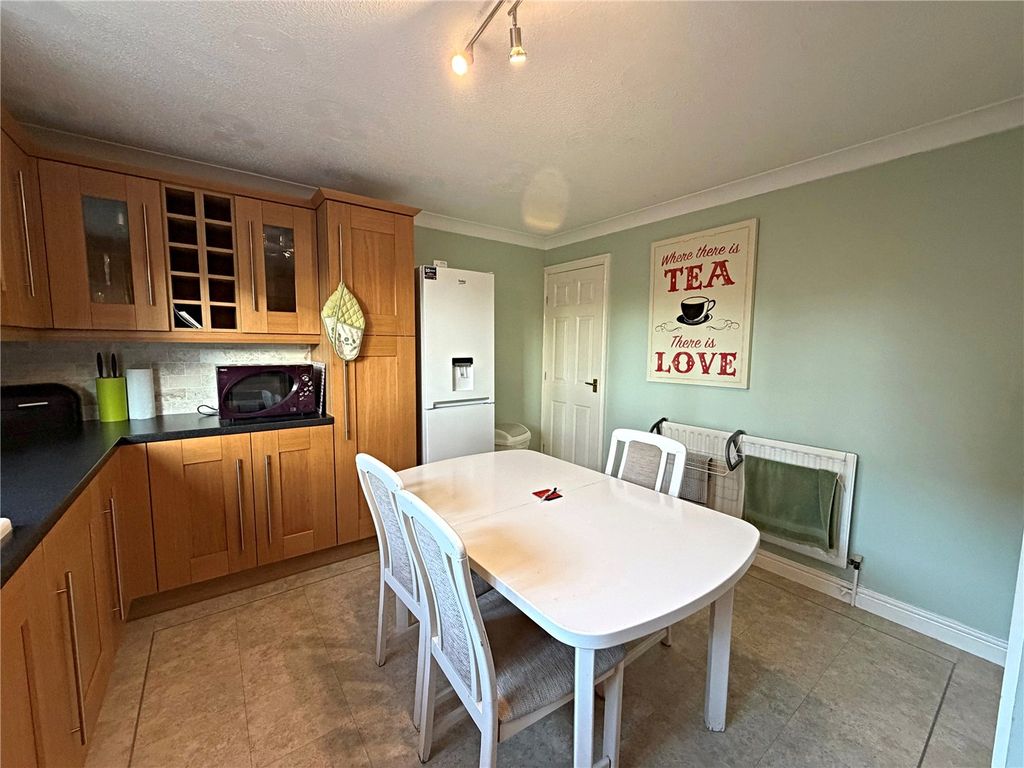 Property photo 3 of 12 Picture No. 10