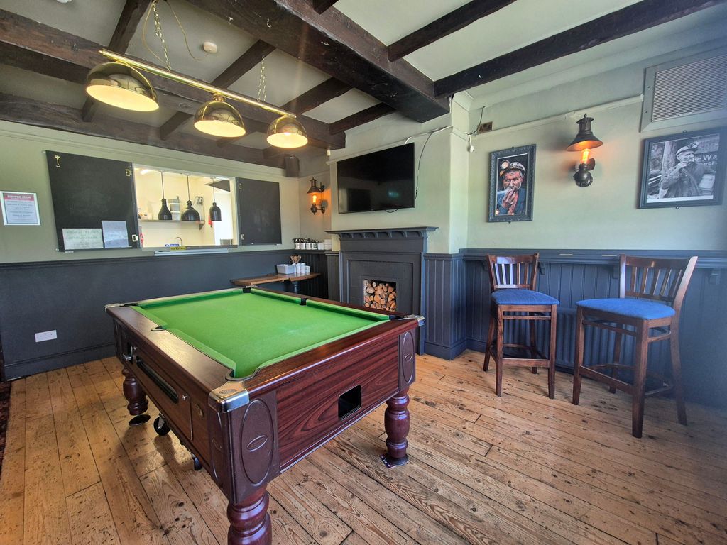 Property photo 3 of 11