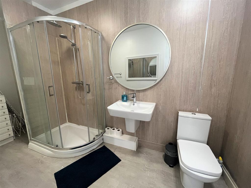 Property photo 2 of 6 Shower Room