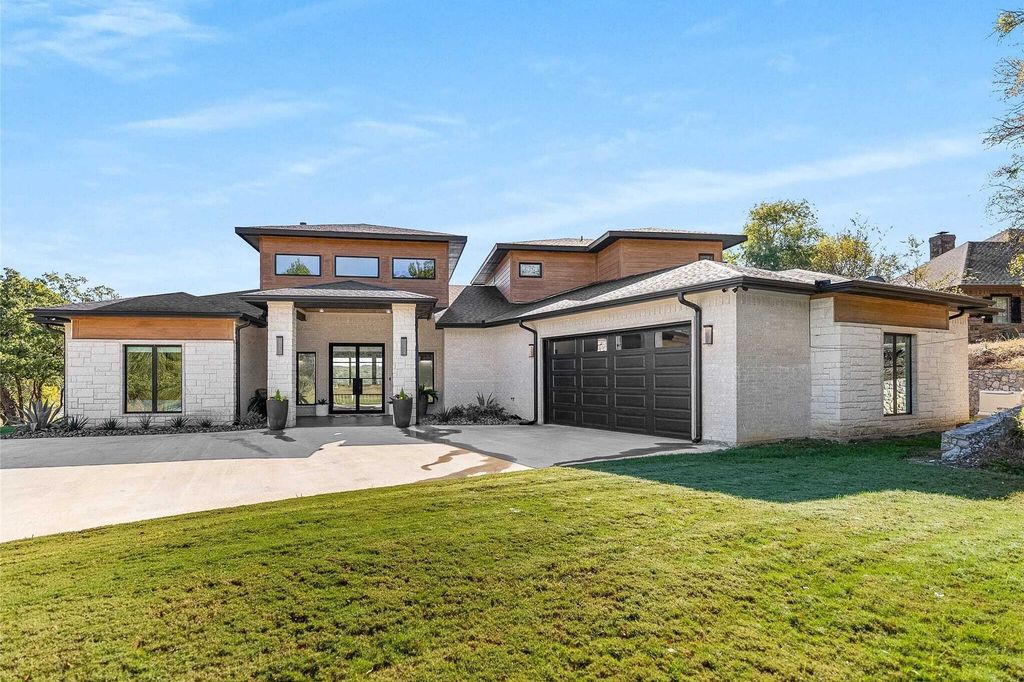 Property photo 1 of 31