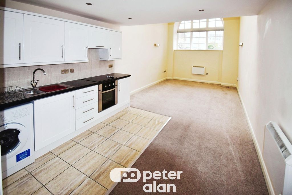 Property photo 2 of 11 Image