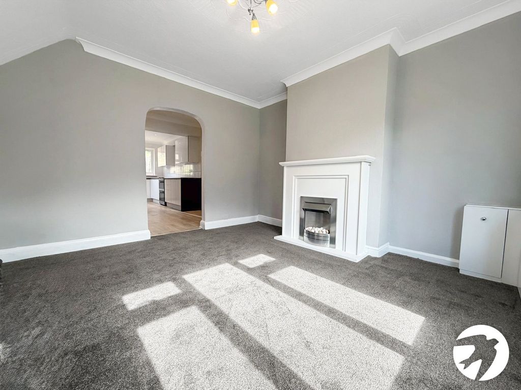 Property photo 3 of 13 Picture No. 11