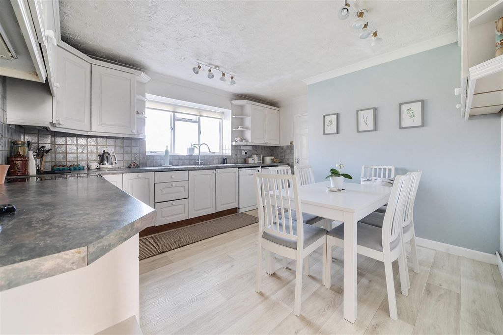 Property photo 2 of 29 S&S