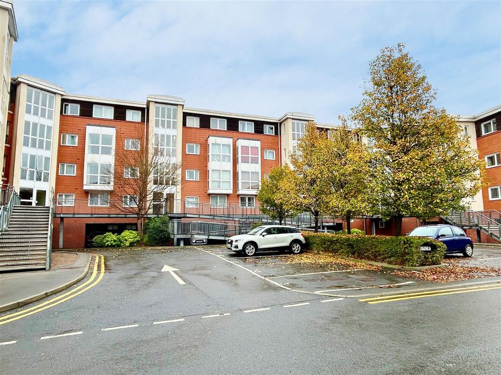 Property photo 1 of 9 Front External