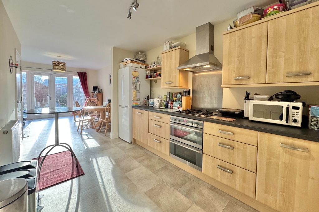 Property photo 2 of 15 Kitchen/Diner