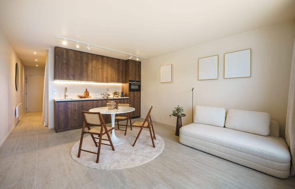 Property photo 3 of 23