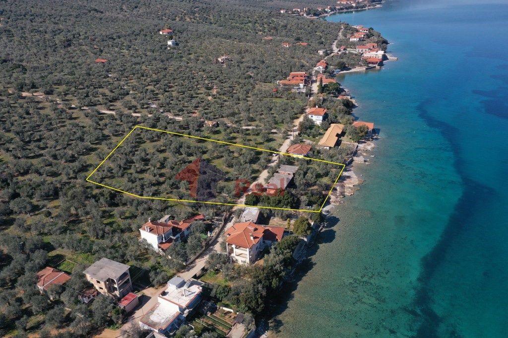 Property photo 1 of 25