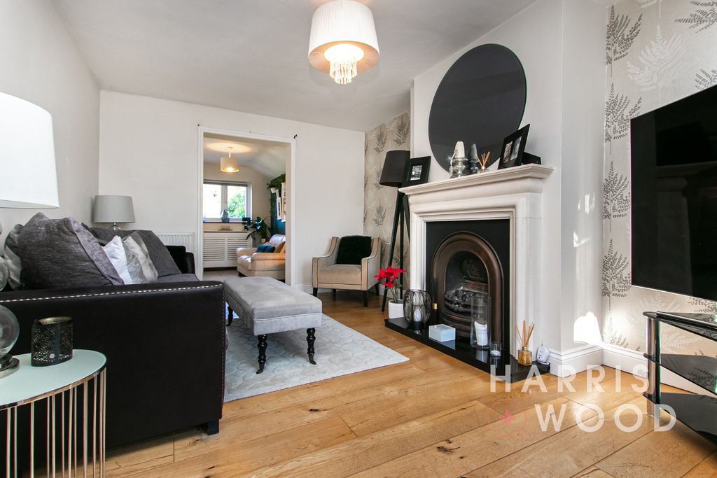 Property photo 3 of 22 5211154