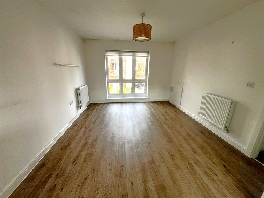 Property photo 3 of 7 Picture No. 07