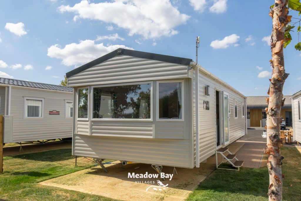 Property photo 1 of 11 2024 Abi Trieste 36x12 3B Small Wm