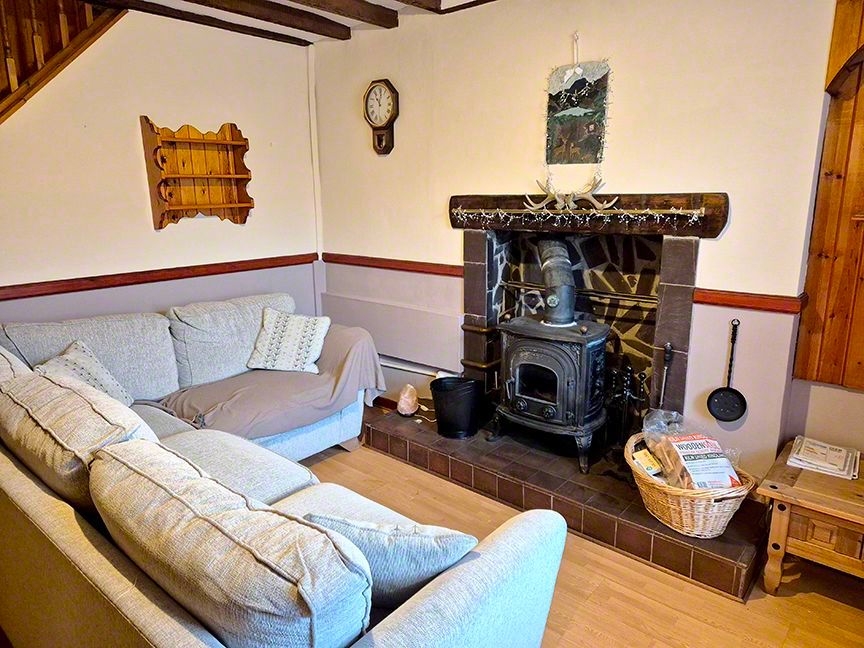 Property photo 3 of 24