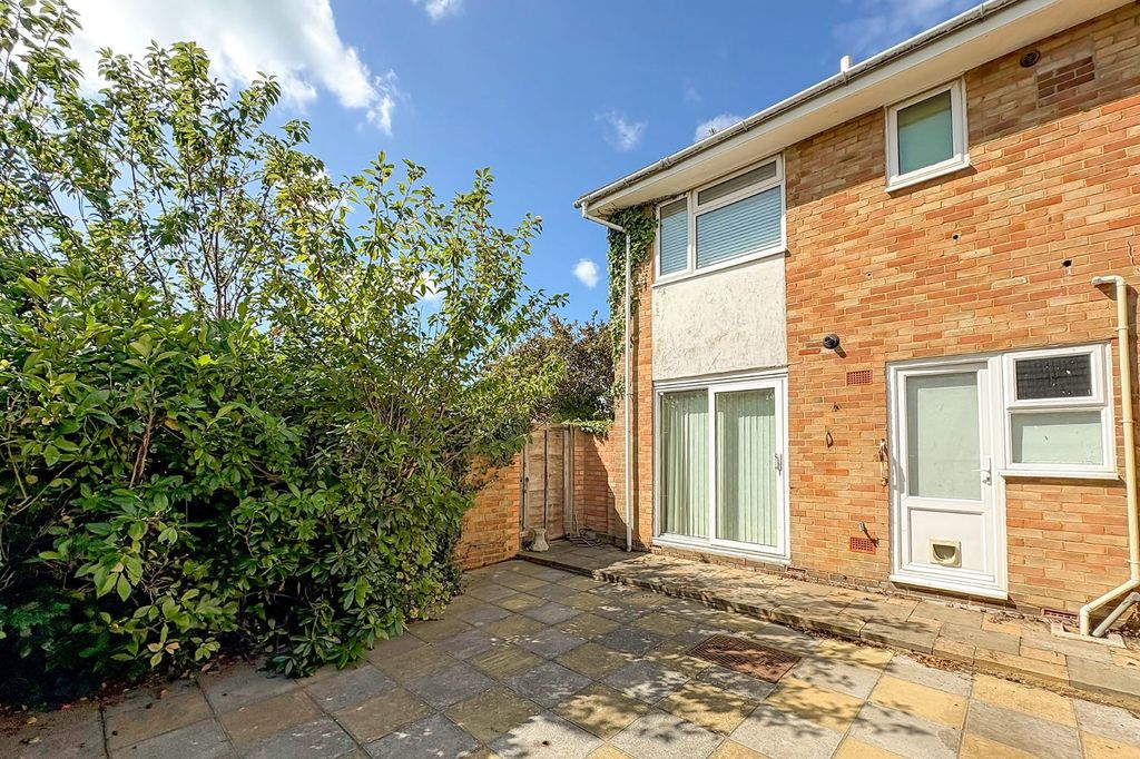 Property photo 2 of 13 Picture No. 18