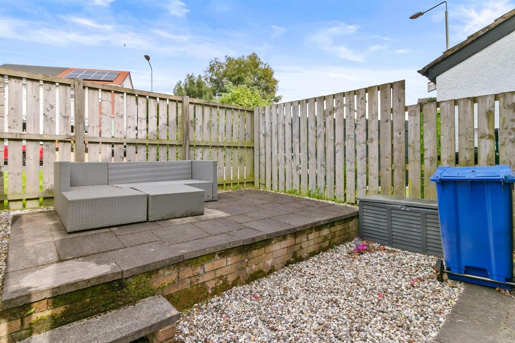 Property photo 3 of 20