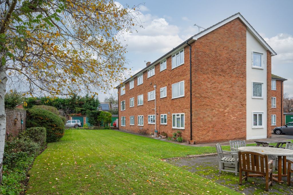 Property photo 1 of 12 4710361