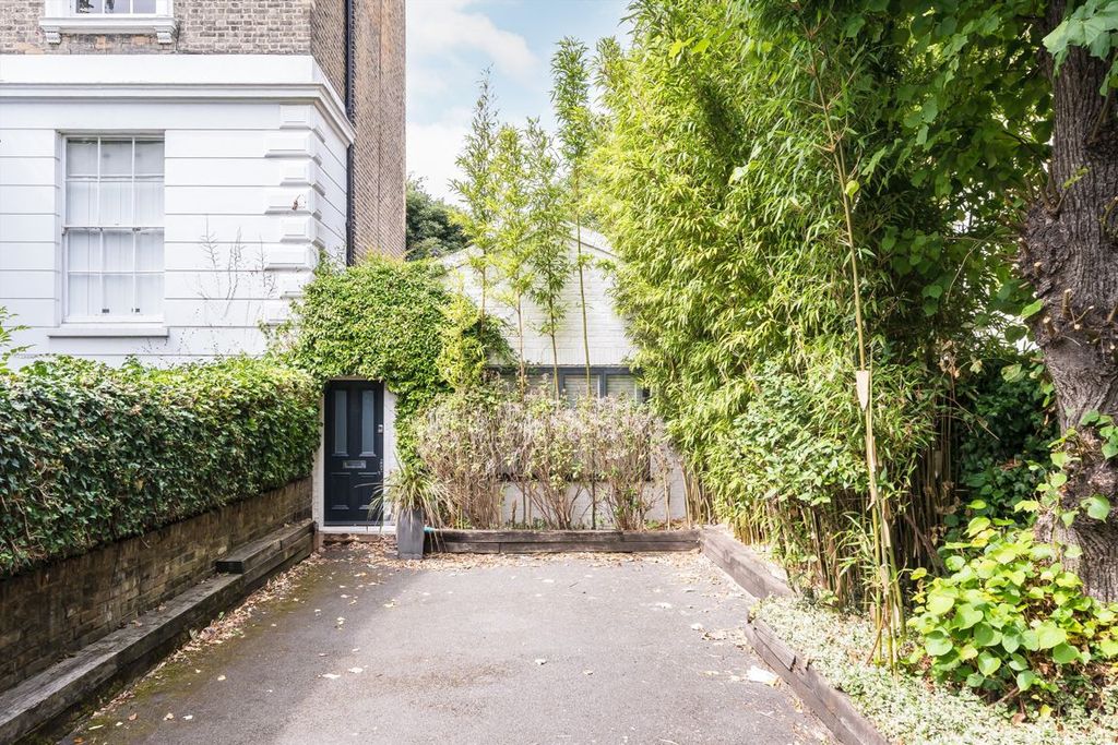 Property photo 1 of 1