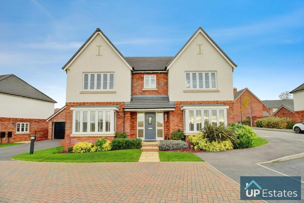 Property photo 1 of 36