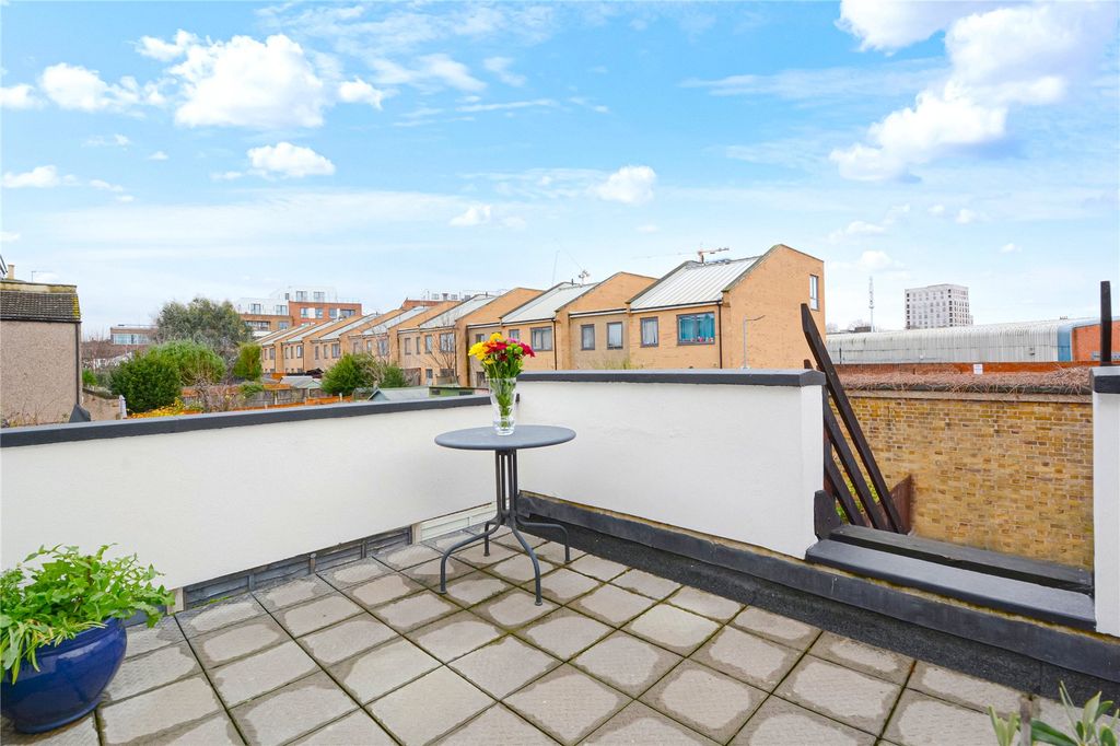 Property photo 2 of 12 Picture No. 02