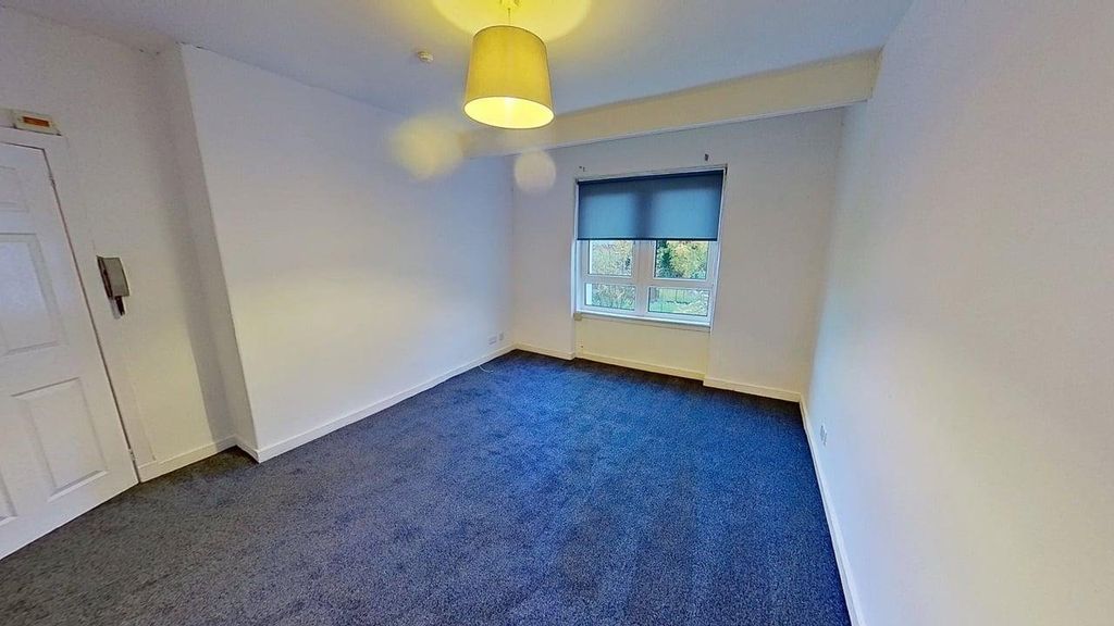 Property photo 3 of 11 Photo 3