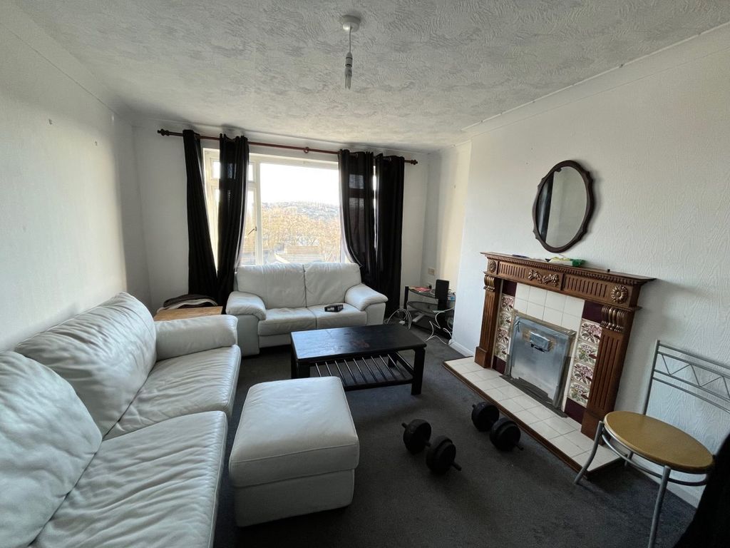 Property photo 2 of 13 Gallery