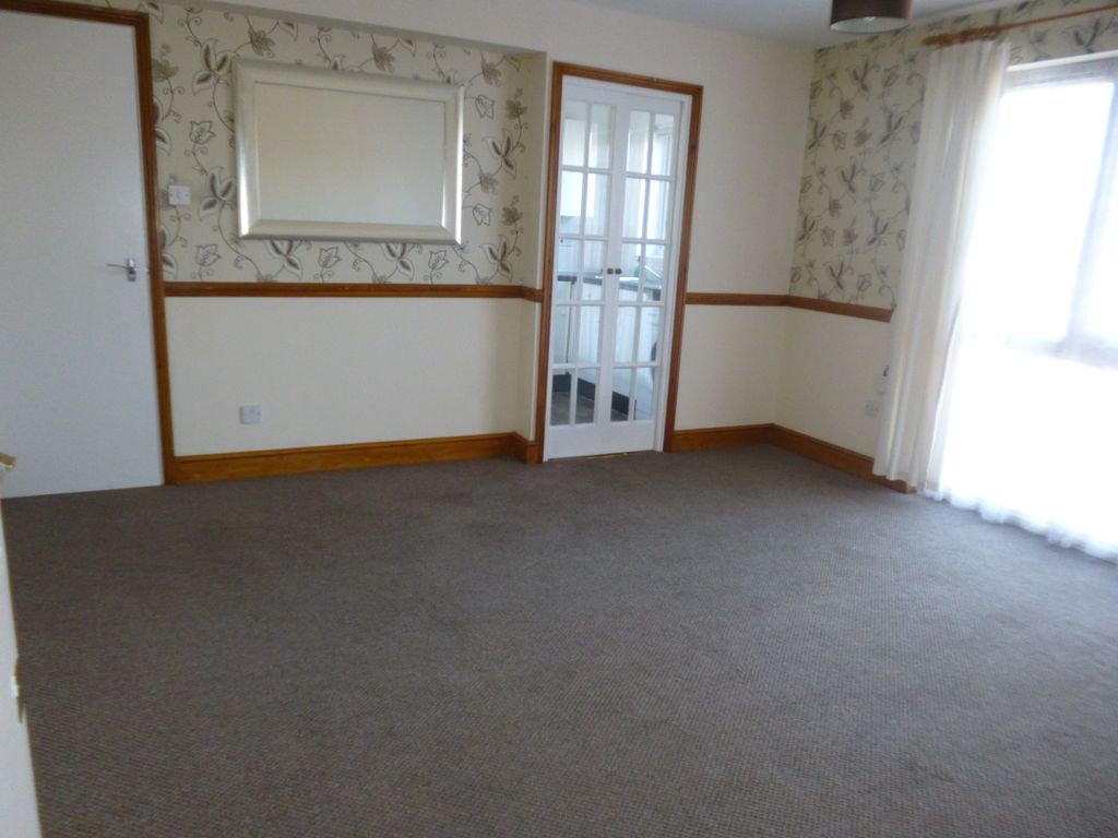 Property photo 1 of 6 Studio To Rent Marley Court, Broxbourne En10