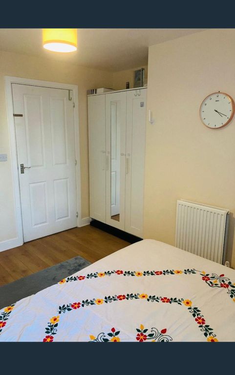 Property photo 2 of 3