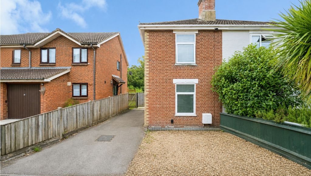 Property photo 1 of 11