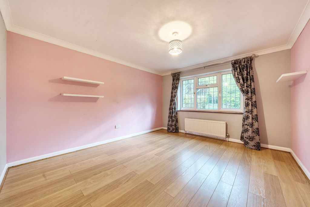 Property photo 3 of 10 Picture No. 37