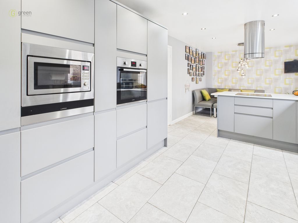 Property photo 2 of 38 Cam04425G0Pr0326Still022