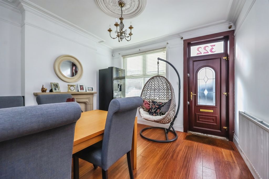 Property photo 3 of 28