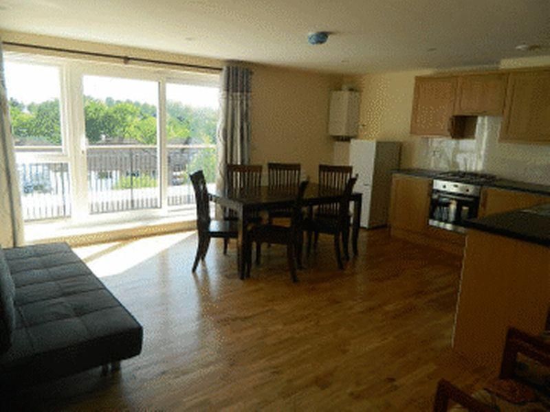 Property photo 3 of 8