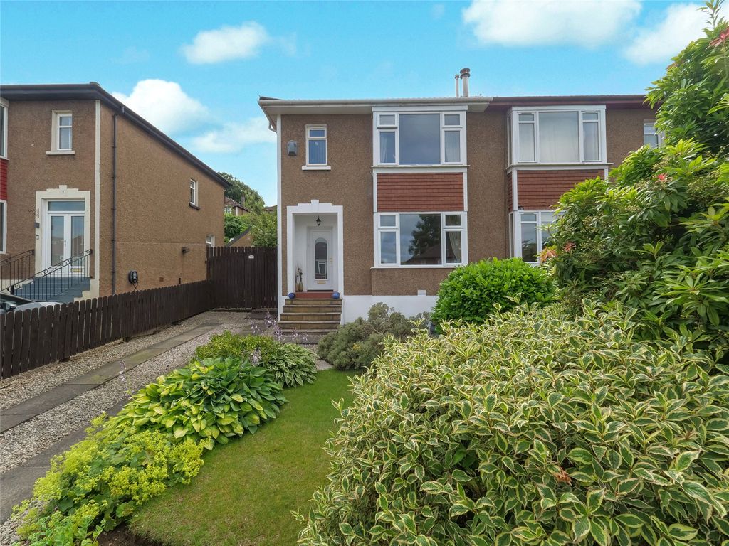 Property photo 1 of 38 Picture No. 84