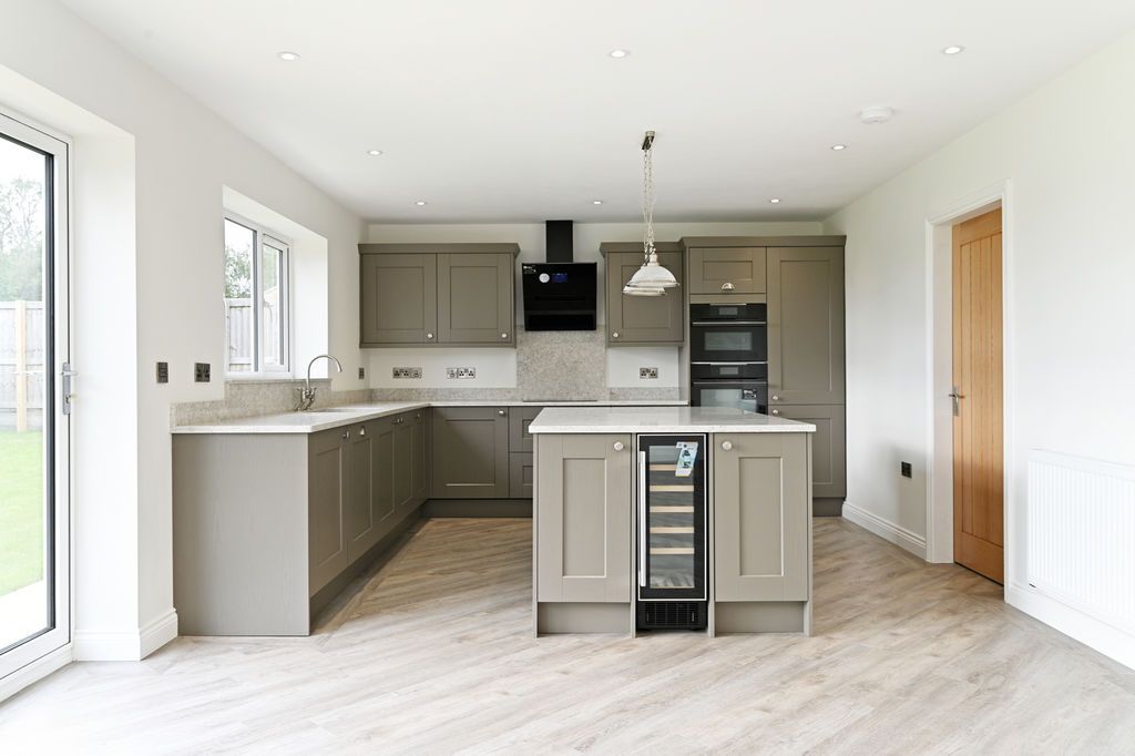 Property photo 3 of 48 Kitchen