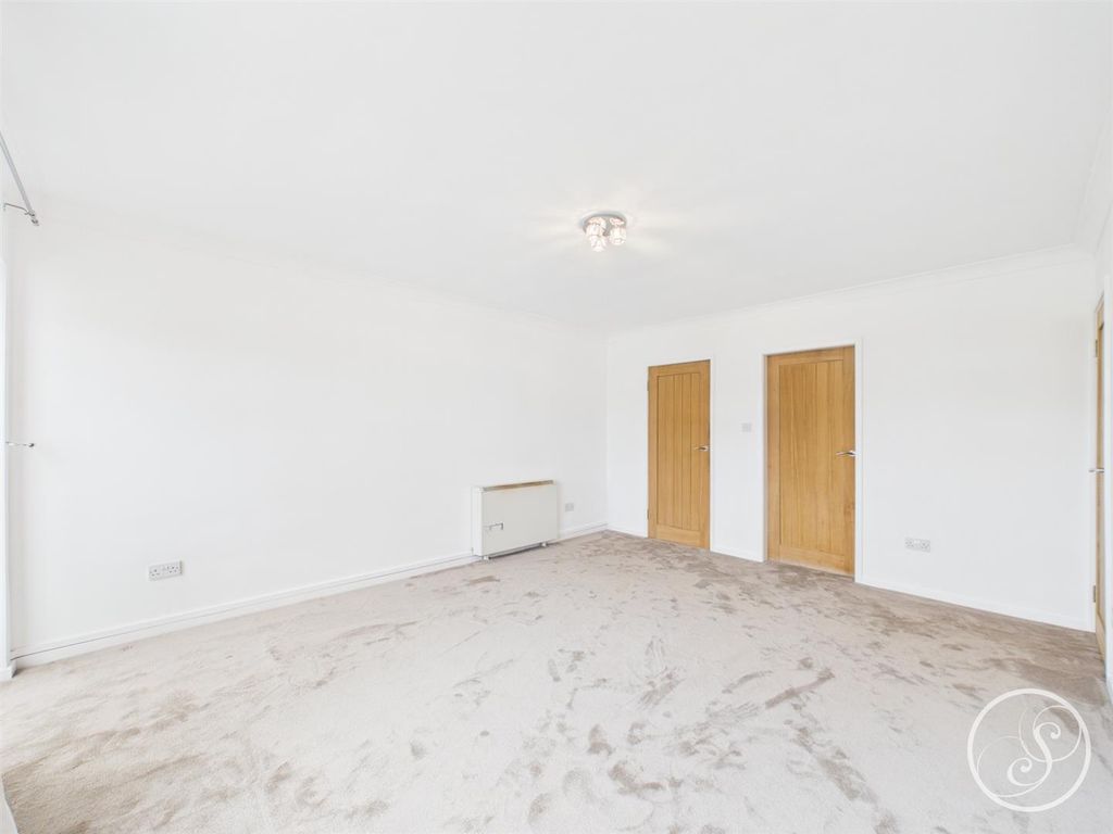 Property photo 3 of 20 Cam02071G0-Pr1029-Still003.Jpg