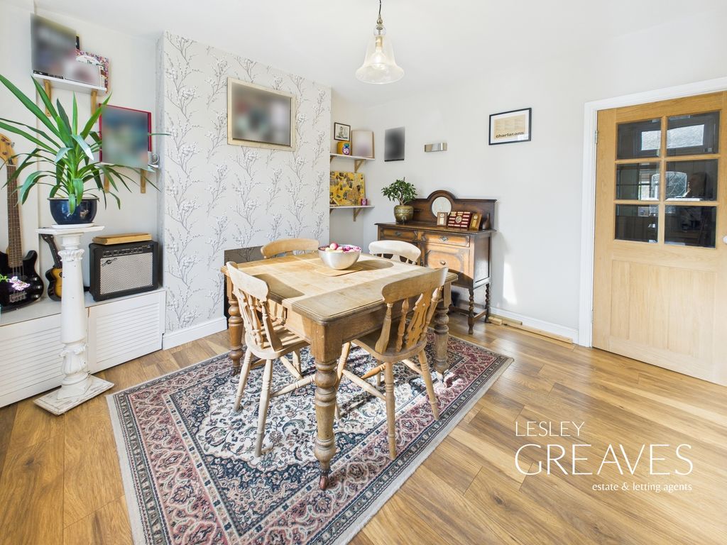 Property photo 2 of 17 Dining Room