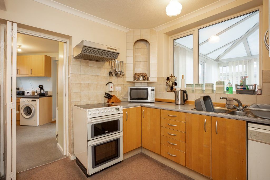 Property photo 2 of 24