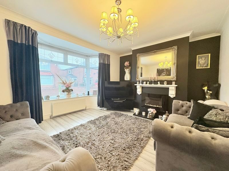 Property photo 2 of 14 Photo 12