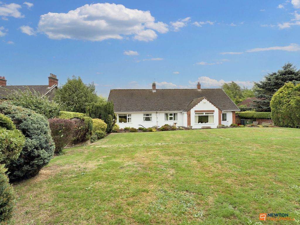 Property photo 2 of 41