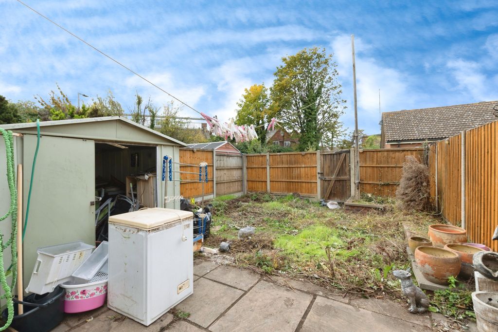 Property photo 3 of 20