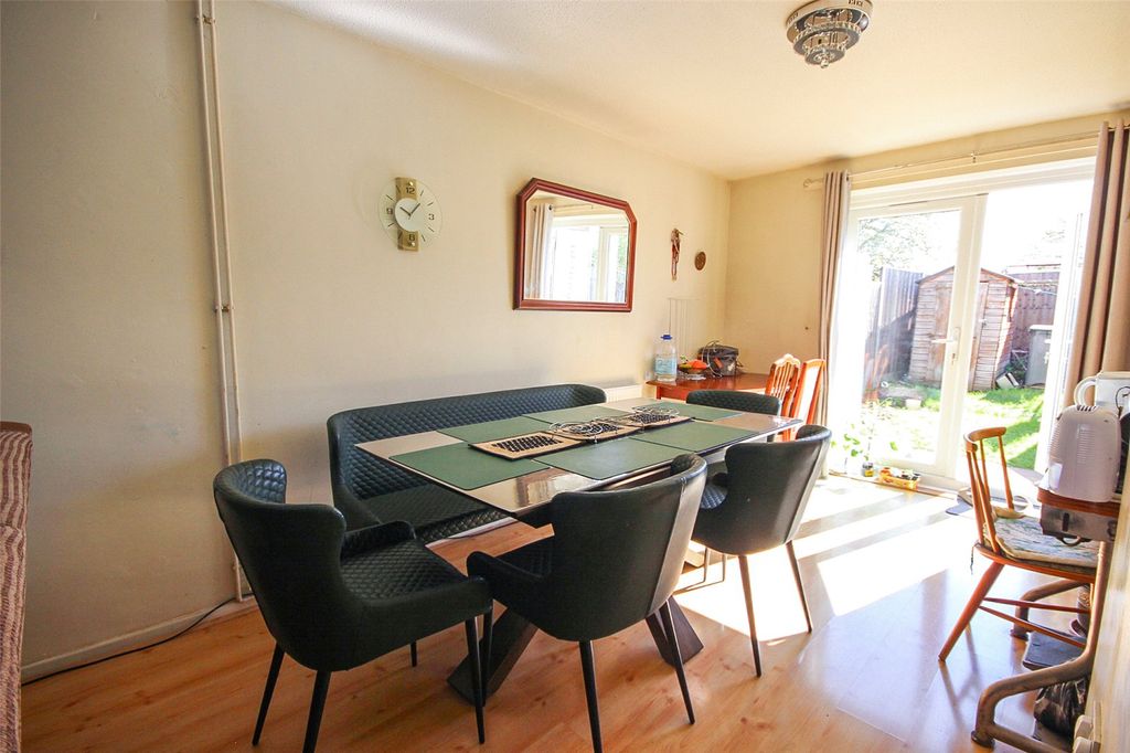 Property photo 3 of 16 Picture No. 05