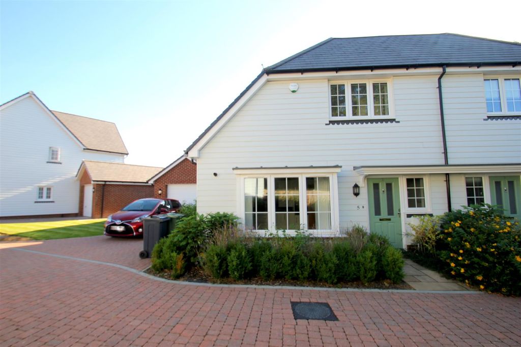 Property photo 1 of 10 External Front (15).Jpg
